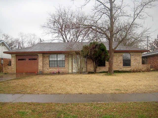 Building Photo - 812 Quinette Dr