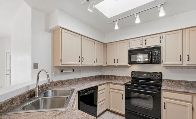 Building Photo - Attractive 3 Bed./2 Ba. Home in the Catalinas by Sabino Canyon