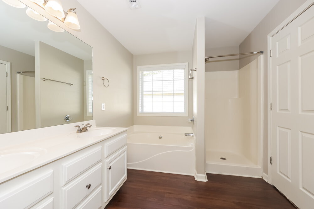 Building Photo - 2402 Audelia Way