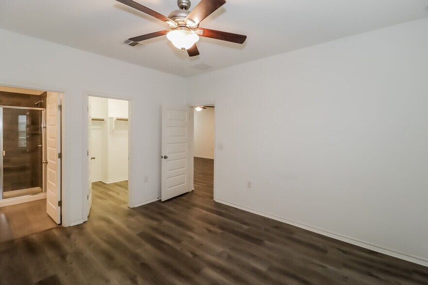 Building Photo - 13108 Foreston Dr
