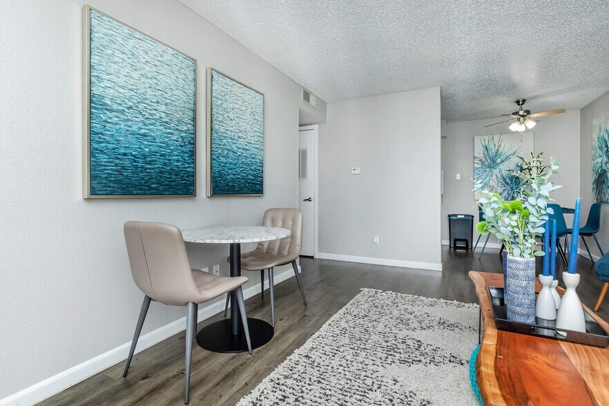 Building Photo - 8800 N Interstate Hwy 35