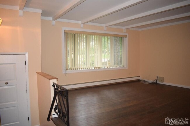 Building Photo - 13 Pinter Ln