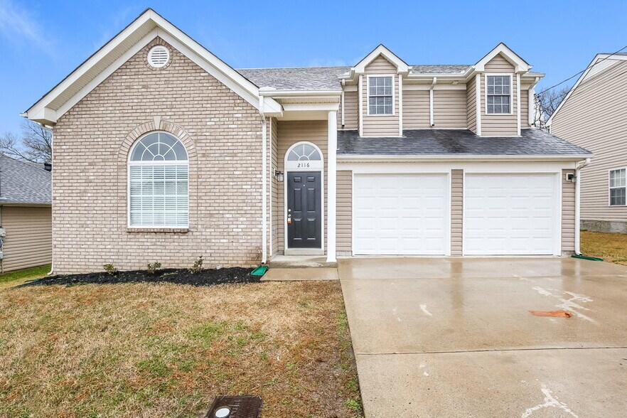 Primary Photo - 2116 Candlebrook Ct