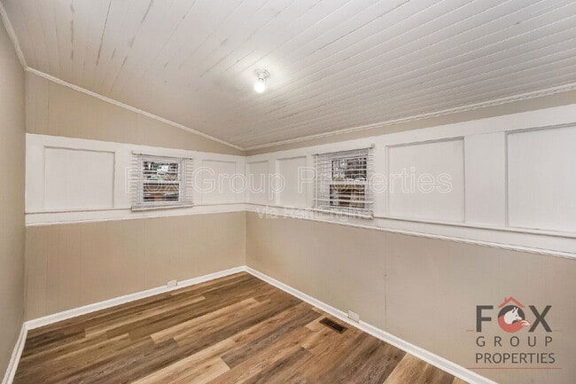 Building Photo - 19 Powder St NW