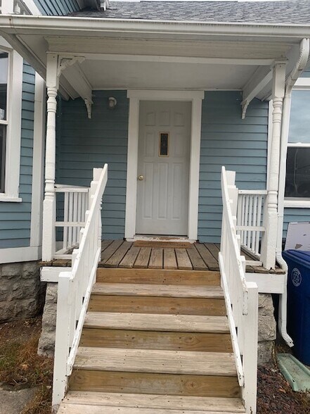 Primary Photo - 1002 Wisconsin St