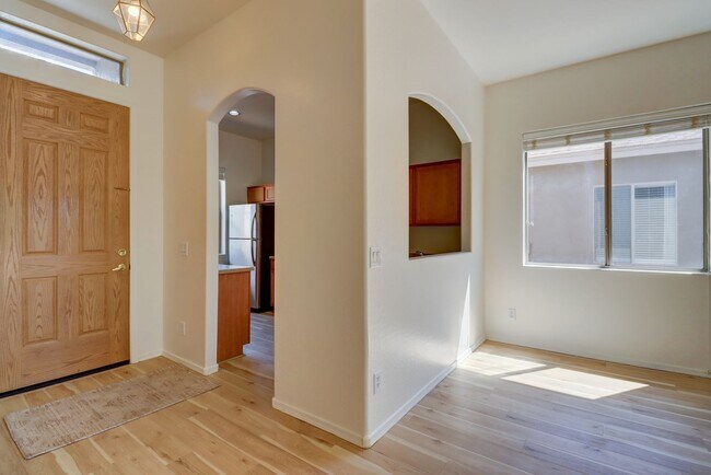 Building Photo - 6461 E Kilkenny Pl