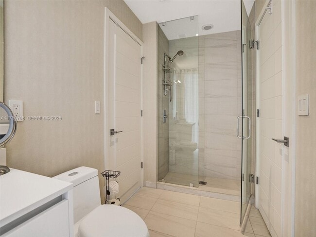 Building Photo - 2200 N Ocean Blvd