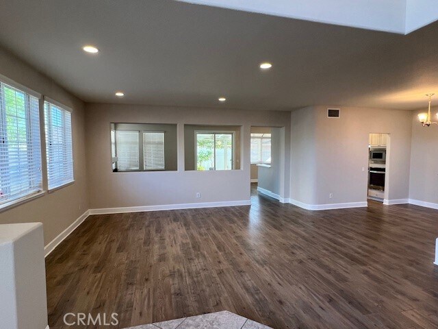 Building Photo - 14697 Willow Creek Ln