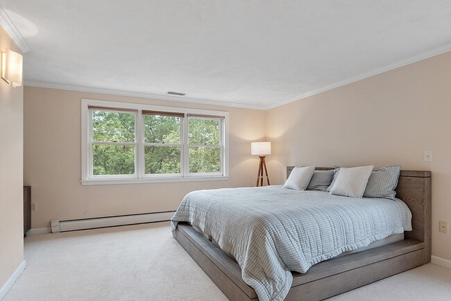 Building Photo - 2 Sunset Ridge