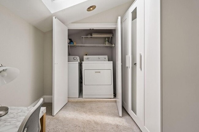 Building Photo - 2840 Peachtree Rd