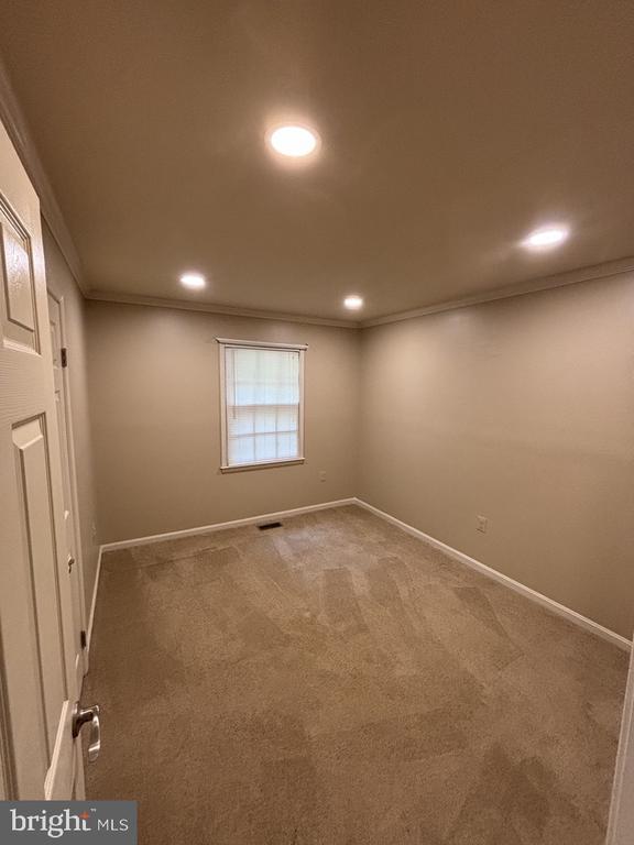 Building Photo - 7802 Byrds Nest Pass