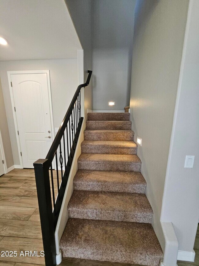 Building Photo - 40537 W Helen Ct