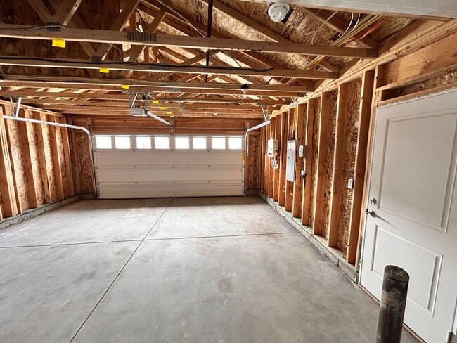 Building Photo - Stunning 3 Bed, 2 Bath Rancher in Spokane ...