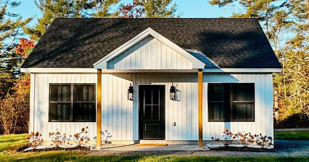Building Photo - 330 Ridge Rd