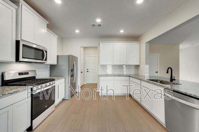 Building Photo - 1421 Butler Ave