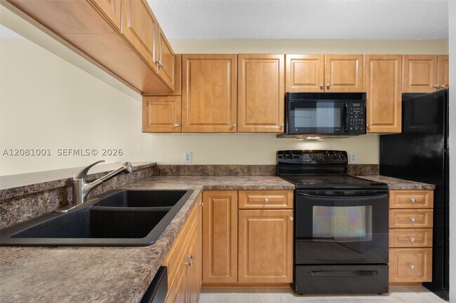 Building Photo - 1178 Coral Club Dr