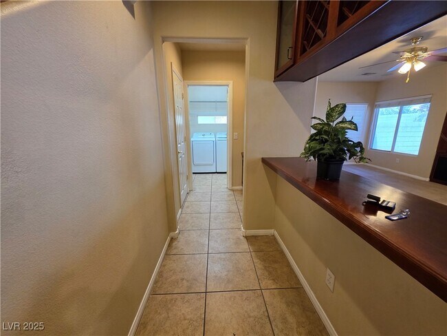 Building Photo - 10772 Glacier Rapids Ct