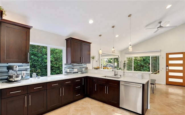 Building Photo - Beautifully Remodeled 4BR/2BA Home in Kirk...