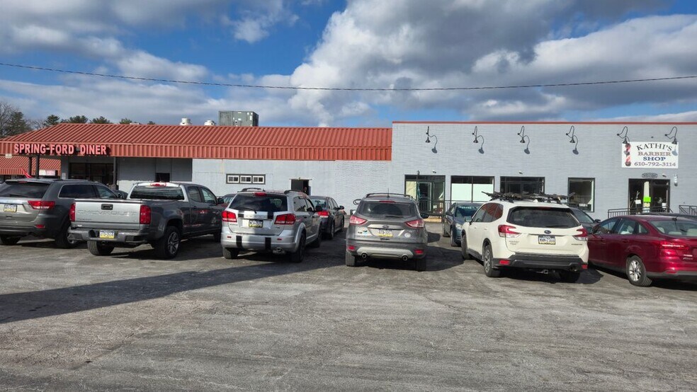 Building Photo - 65 E Bridge St