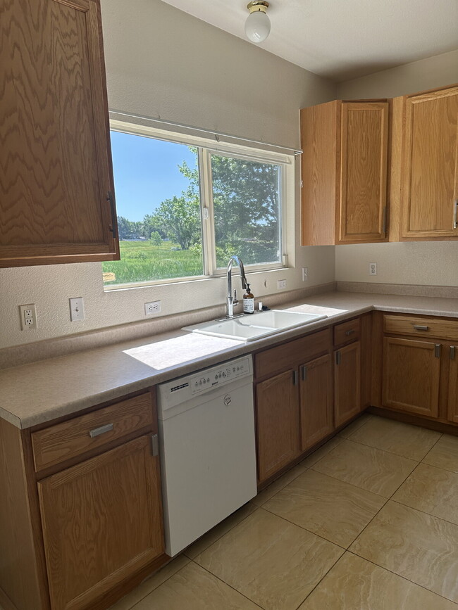Building Photo - 3870 S Himalaya Way