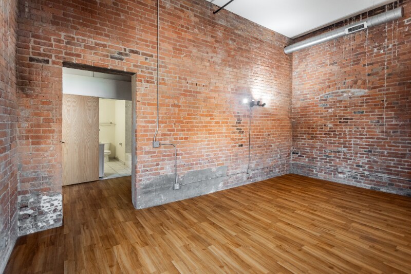 Building Photo - 6200 2nd Ave