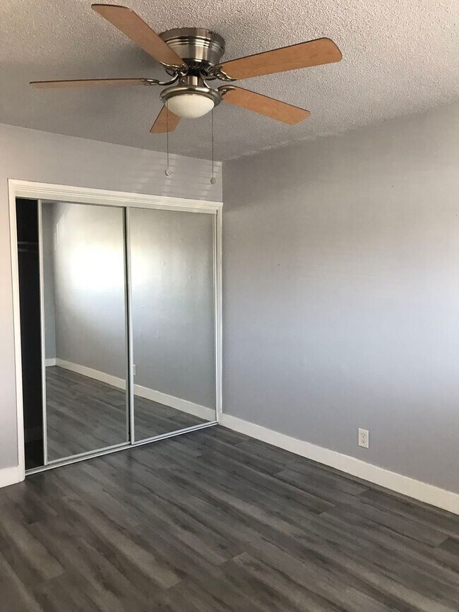 Building Photo - Available now! Home Sweet Home! Large & Br...