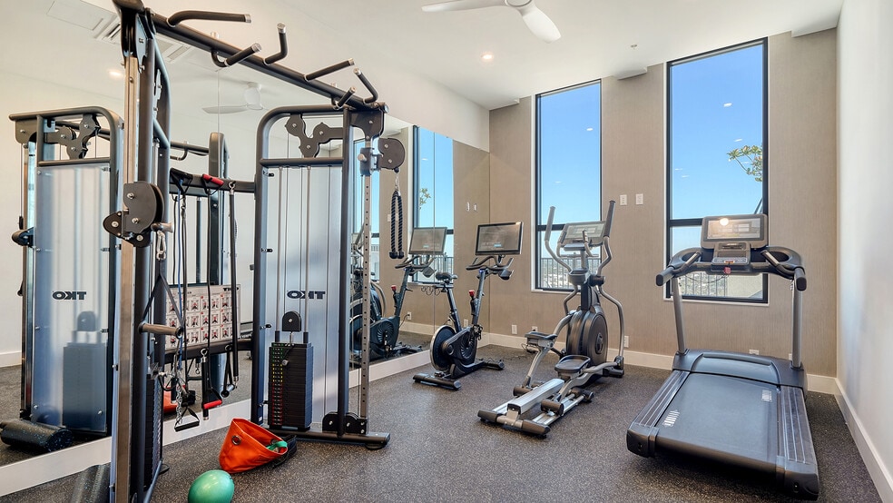 18th Floor Gym - 33 S Palm Ave