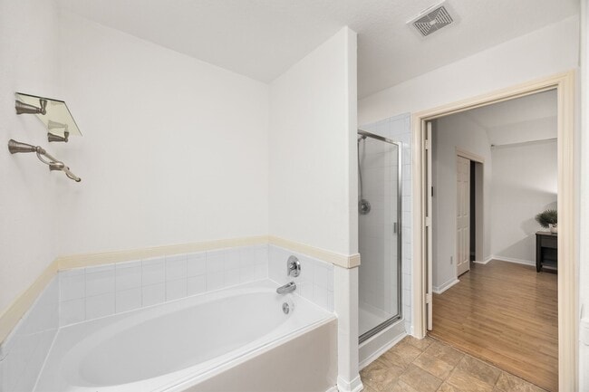 Building Photo - 19627 Lighthouse Scene Ln