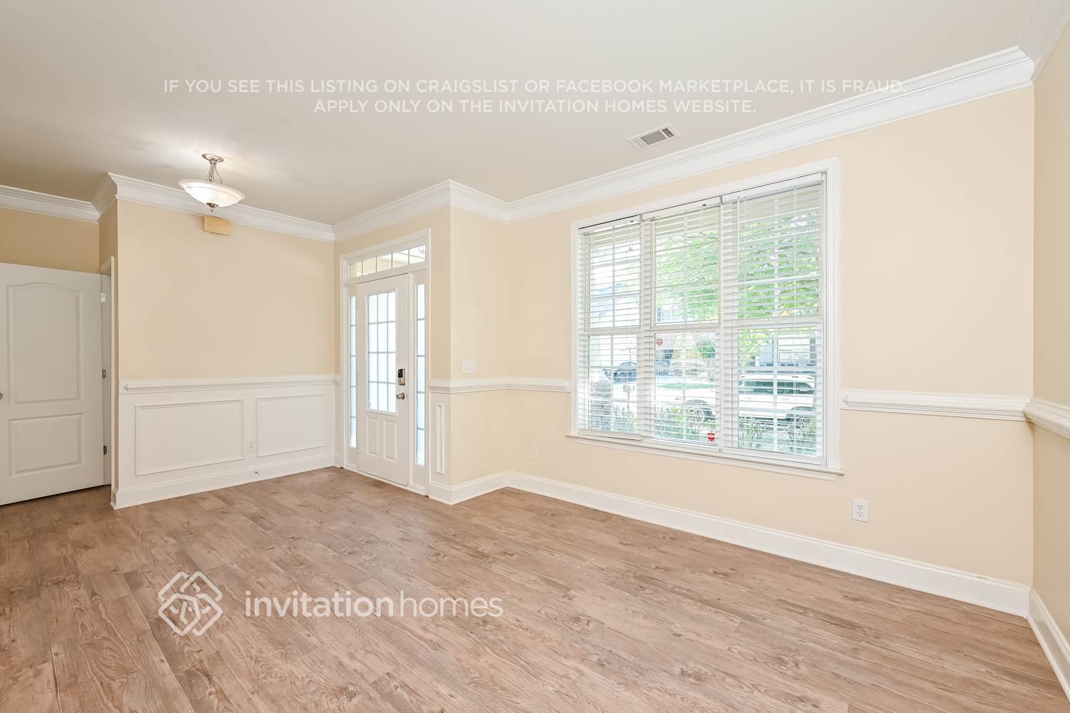 Building Photo - 2116 Leafmore Ct SE