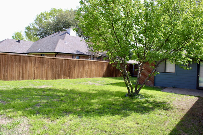 Building Photo - 3009 Osceola Dr