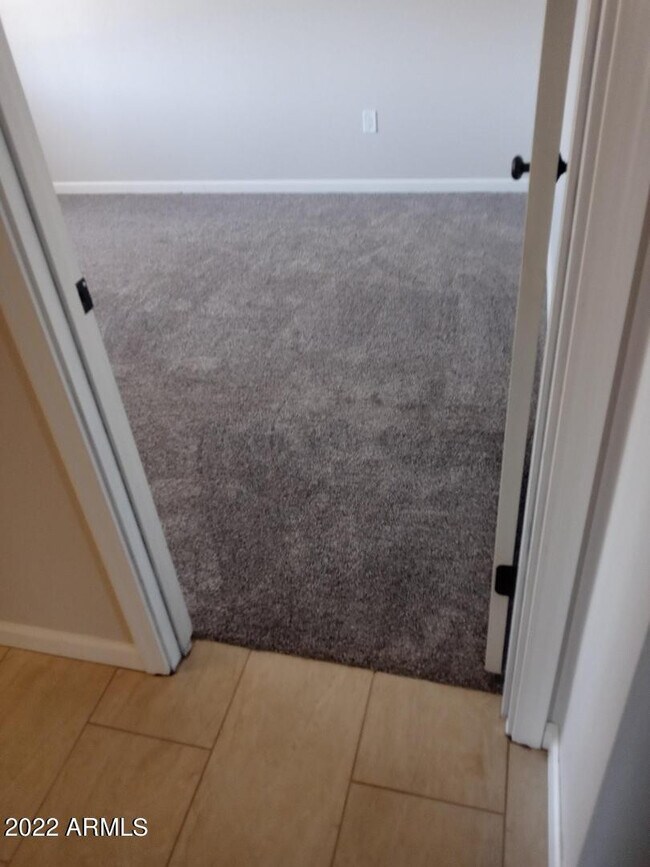 Building Photo - 13204 W Hyacinth Dr