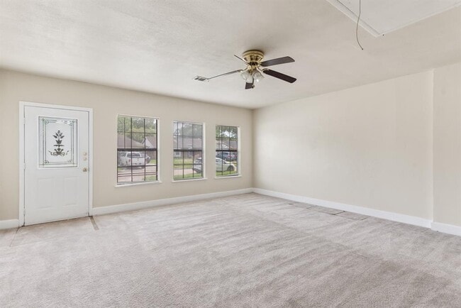 Building Photo - 2602 Orion Dr