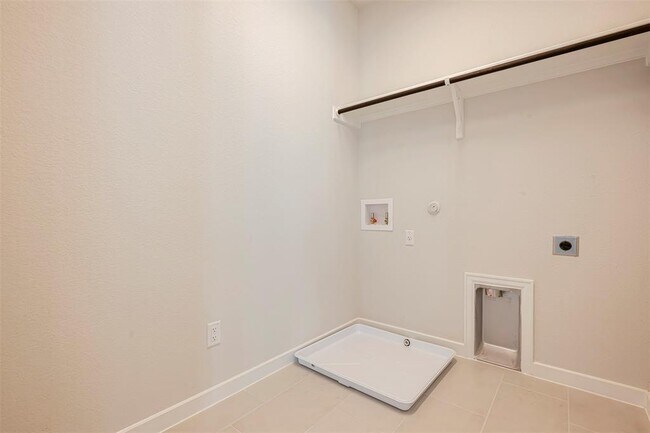 Building Photo - 1205 Roger Hanks Pkwy