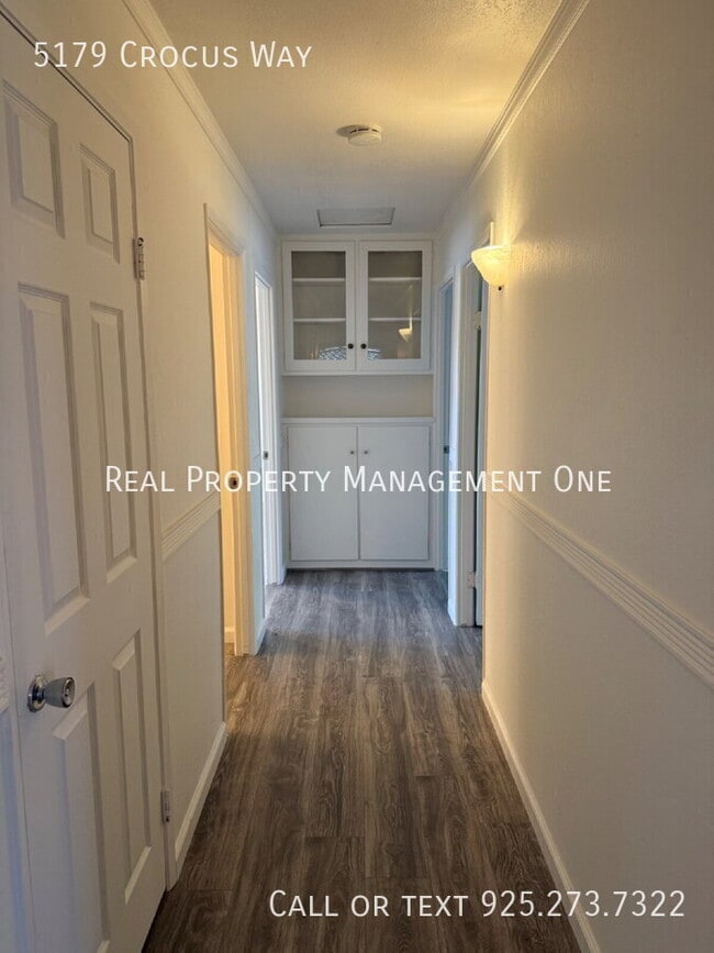 Building Photo - 5179 Crocus Way