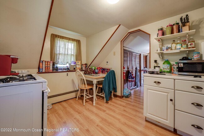 Building Photo - 23 Briarcliff Pl