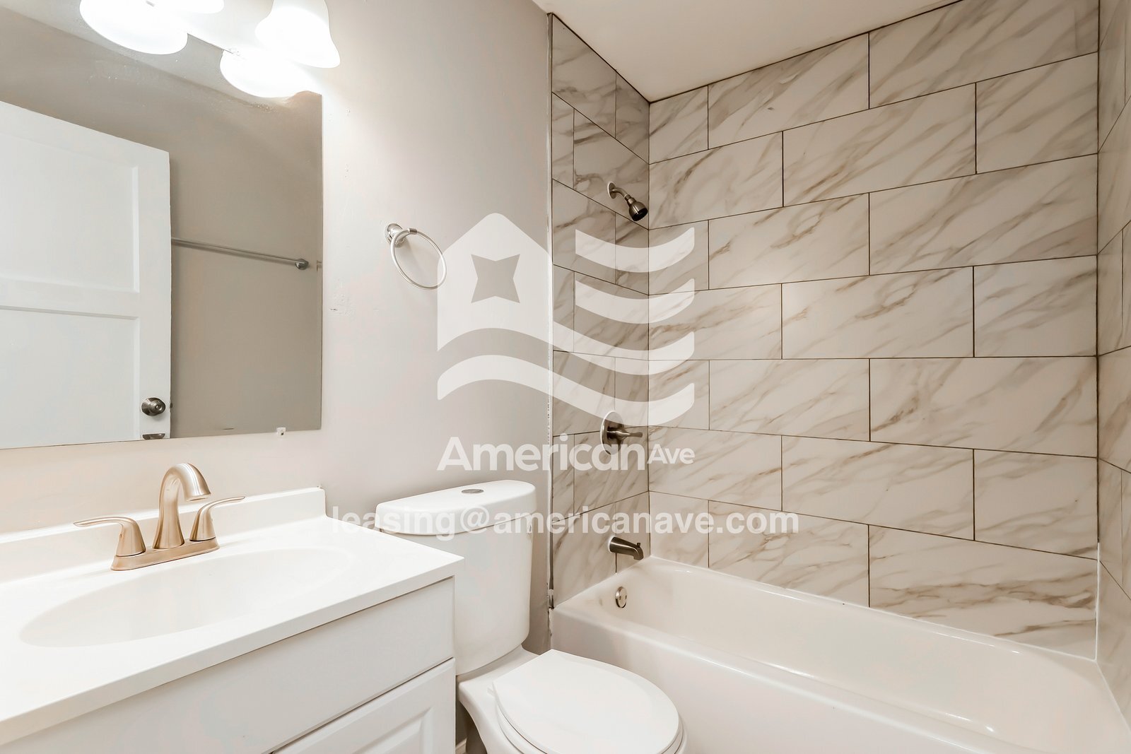 Building Photo - 3906 Jewell Ave