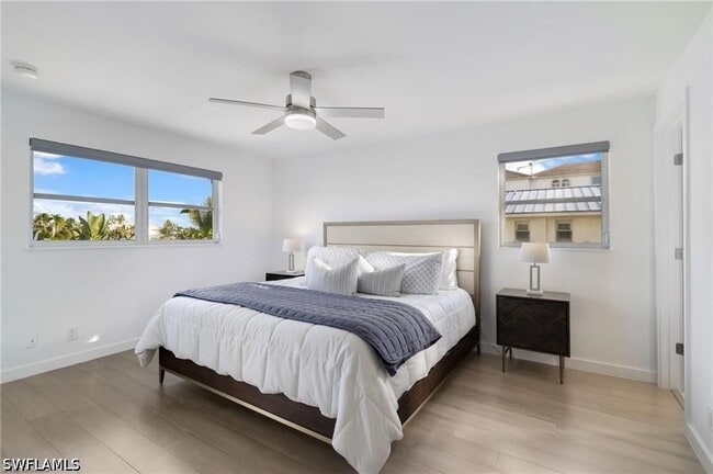 Building Photo - 9486 Gulf Shore Dr