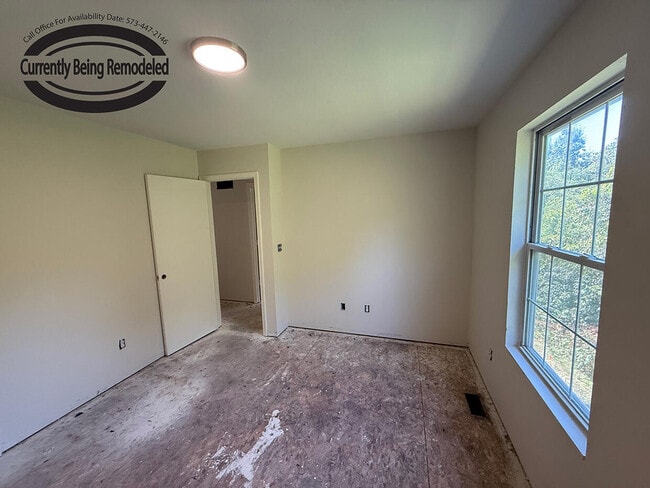 Building Photo - 1709 Hanover Blvd