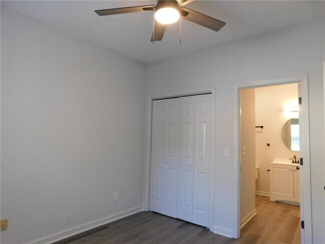 Building Photo - 58 Brentwood Ln