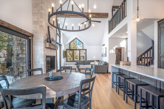 Building Photo - 116 Winterleaf Dr