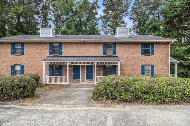 Primary Photo - 2BR/1.5BA Townhome Near Downtown Snellville!