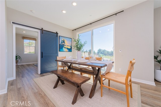 Building Photo - 209 Niebla Ln