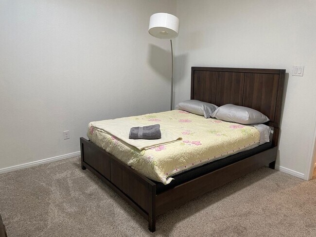 Building Photo - 3322 Harvest Meadow Ln