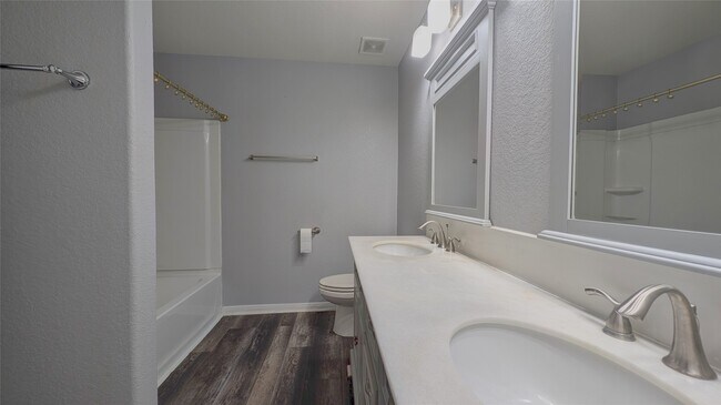 Building Photo - 12311 Skyview Rise Ct