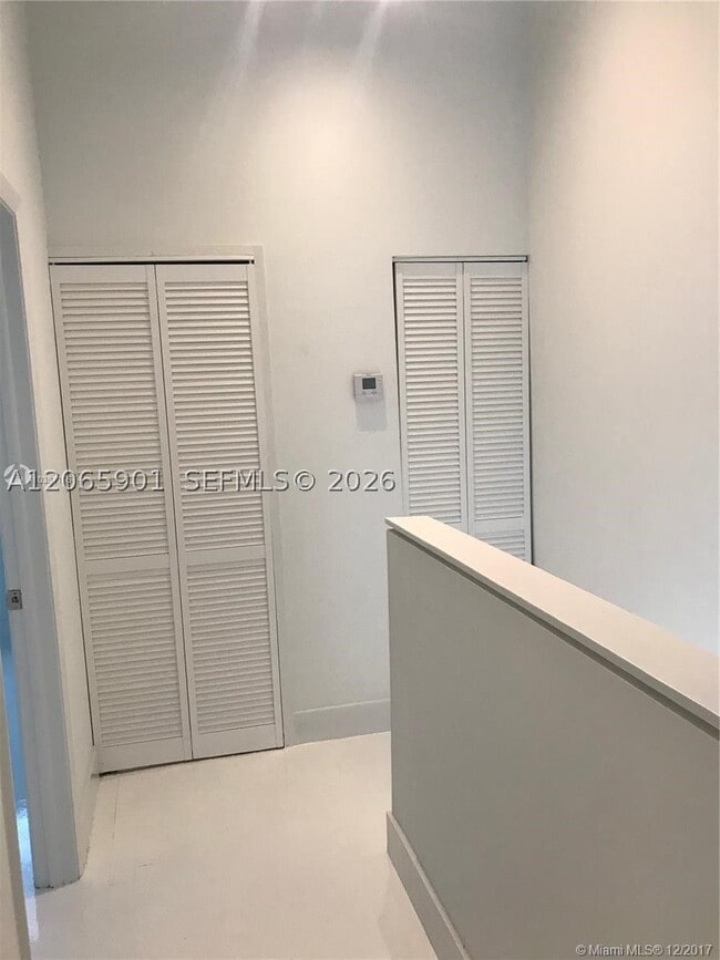 Building Photo - 798 Crandon Blvd