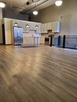 Building Photo - 618 Saint Joseph St