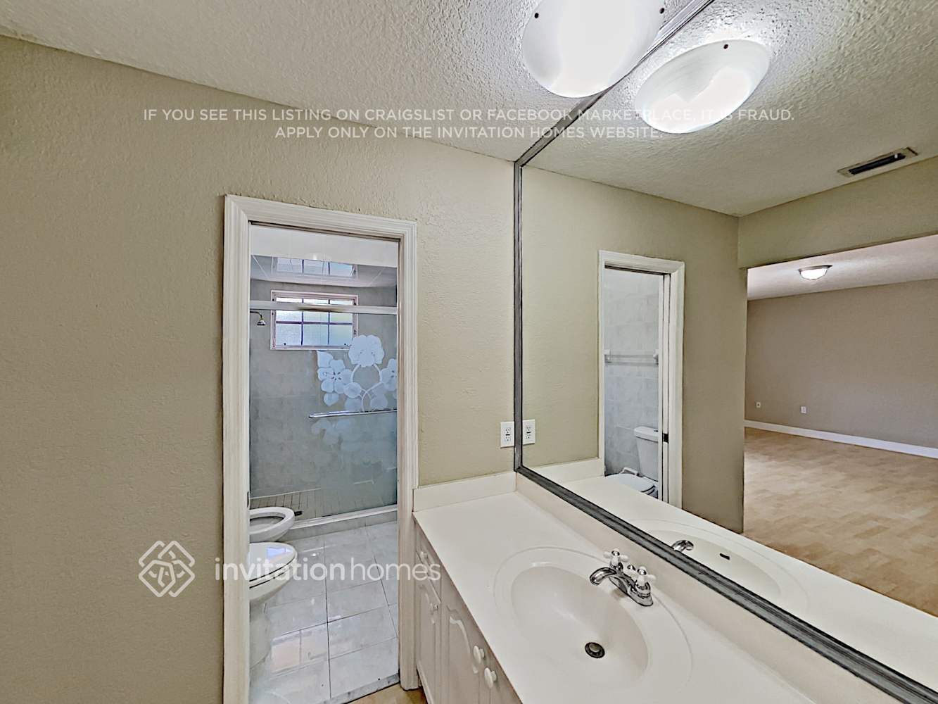 Building Photo - 8361 NW 166th Terrace