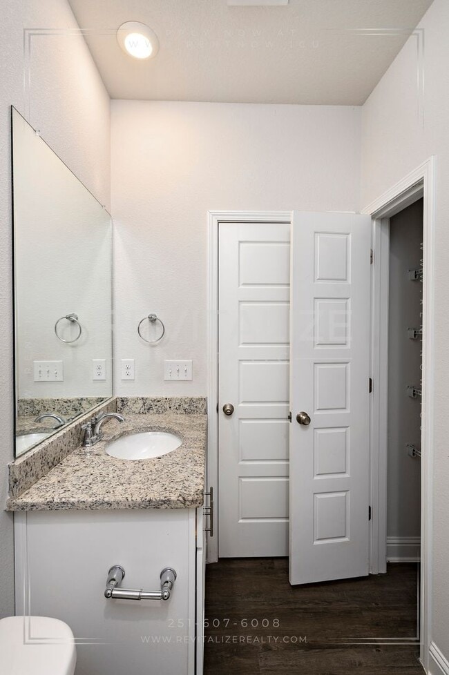 Building Photo - Modern 4BR 2 BA Home in Spanish Fort