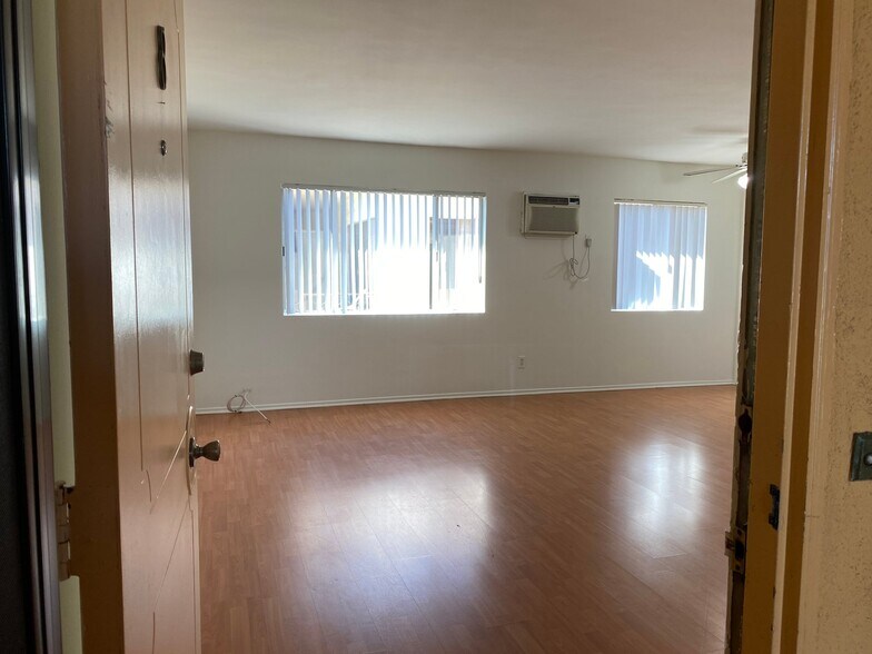 Building Photo - 5923 Gregory Ave