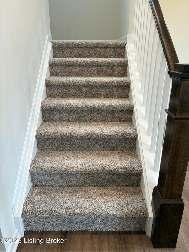 Building Photo - 16817 Aiken Rdg Cir